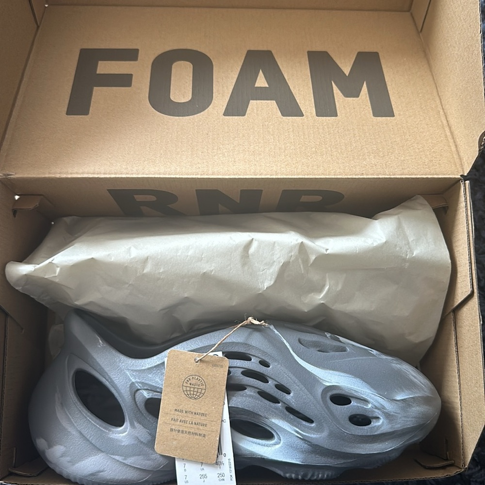 Yeezy Foam RNR